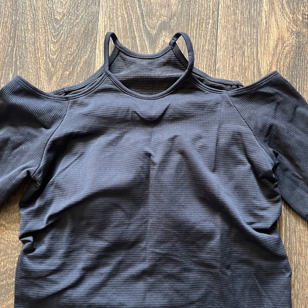 Work Out Top - Picture 2 of 3